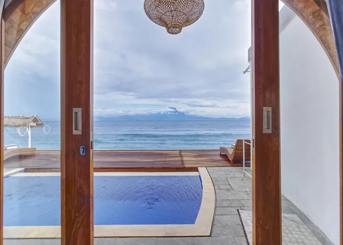 Moontana Beachfront Villa